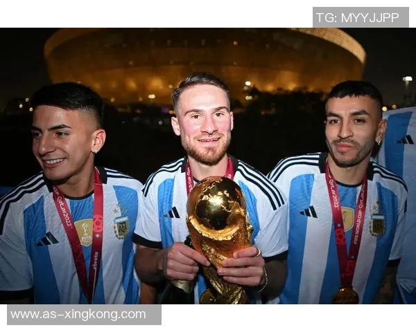 西超杯历史进球榜揭晓梅西14球领跑本泽马紧随其后莱万位列第三 西超杯历史进球榜揭晓梅西14球领跑本泽马紧随其后莱万位列第三